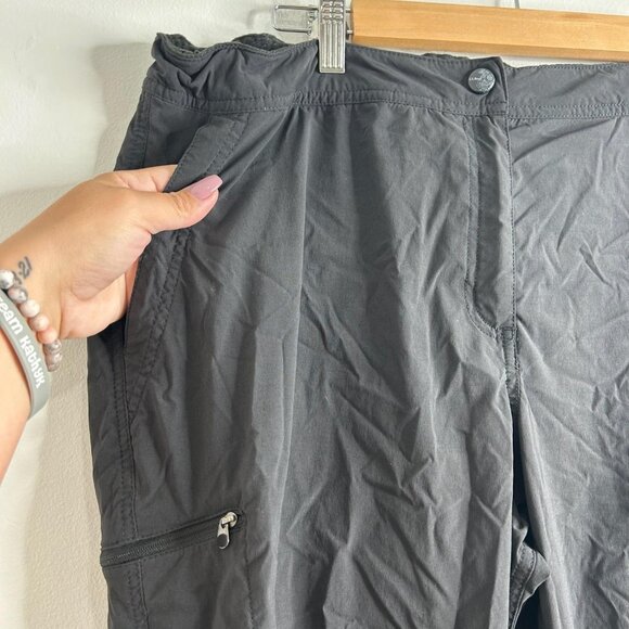 LL Bean Pants Womens 18 Black Nylon Spandex Stretch Outdoor Hiking Zip Pockets - Picture 3 of 12